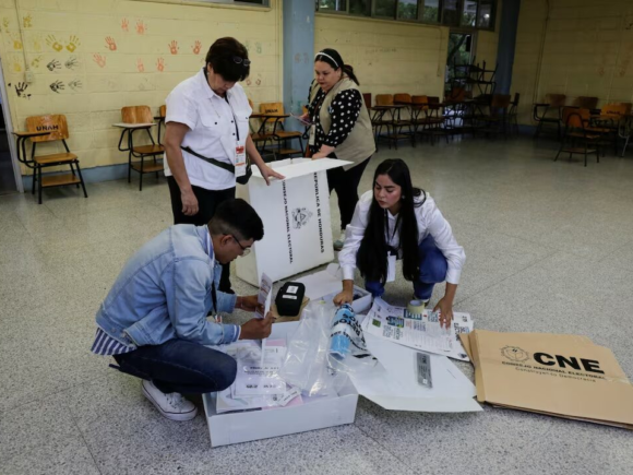 Hondurans vote in presidential election marked by fraud accusations