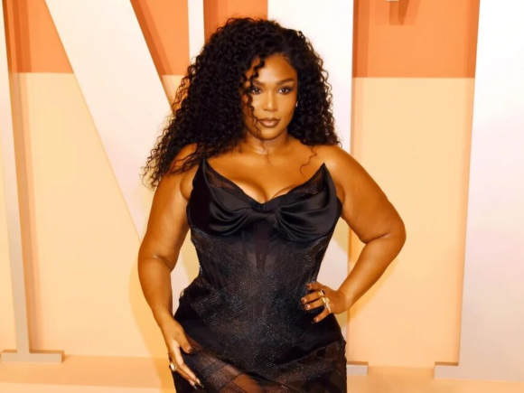 Lizzo Worries About the “Erasement” of Plus-Sized Women