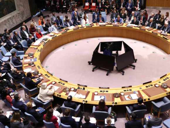 Trump’s plan for Gaza is approved by the UN Security Council, but China and Russia abstain; Hamas rejects international intervention