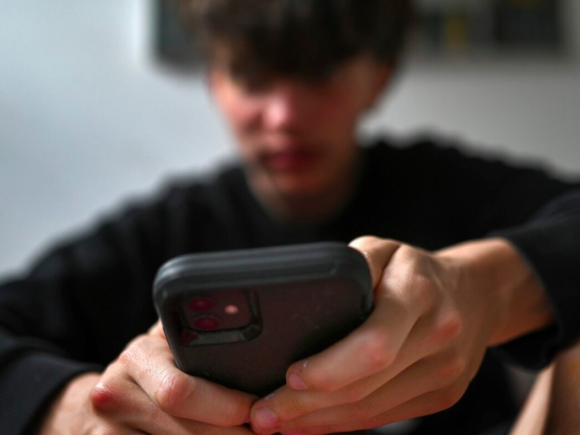 Australia Takes Action to Implement a Social Media Ban for Under-16s While Meta Starts Closing Teen Accounts