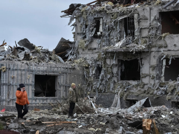 Russian Strike Devastates a Ukrainian City as US Peace Negotiations Come to an End