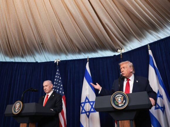 Trump threatens Iran with further US military strikes during talks with Netanyahu in Florida