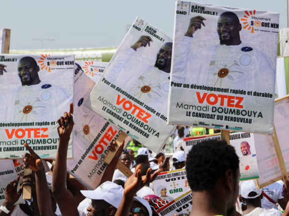 Guinea casts its votes in a presidential election anticipated to solidify Doumbouya’s leadership