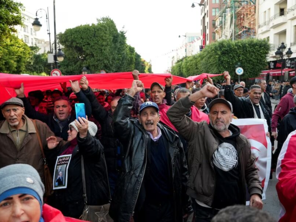 Supporters of Tunisia’s Saied gather as political divisions deepen