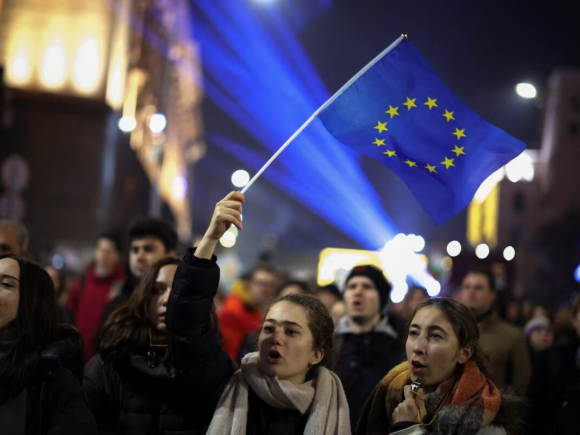 Thousands protest corruption and demand judicial reform in Bulgaria