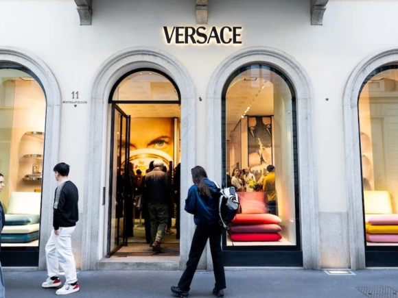 Prada Group Promises New Growth After Purchasing Versace for $1.4 Billion