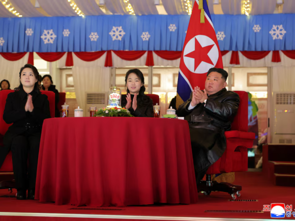 The daughter of North Korean leader Kim Jong Un visits the state tomb in public