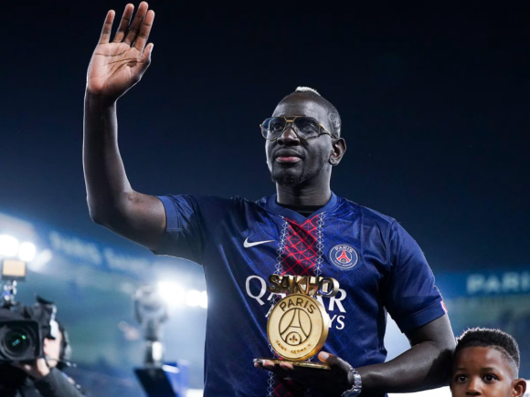 Madam Madou Sakho says he is retiring from professional football at Parc des Princes