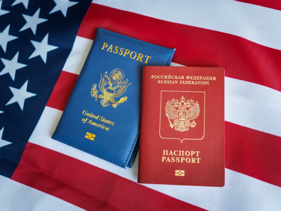 New Bill May Prohibit Dual Citizenship for Americans