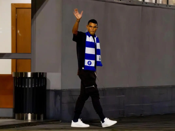 Thiago Silva Completes FC Porto Transfer and Arrives in Porto
