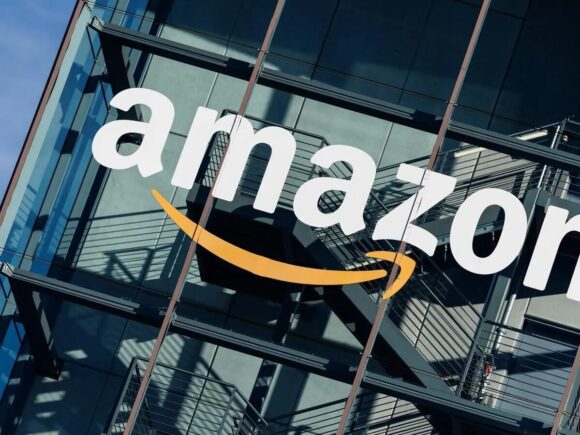 Amazon Confirms 16,000 Global Job Cuts While Investing Billions in AI