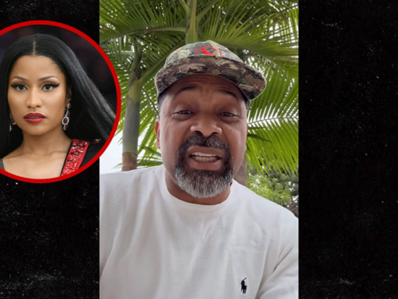 Mike Epps expresses his apologies to Nicki Minaj for making a joke about her involving Trump and his associates
