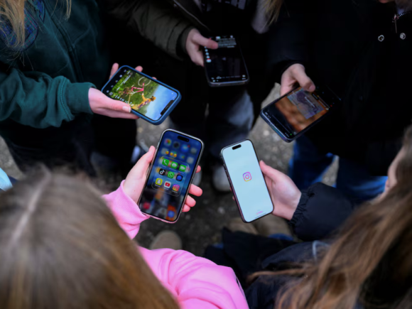 The ruling party in Germany supports restrictions on social media usage for children