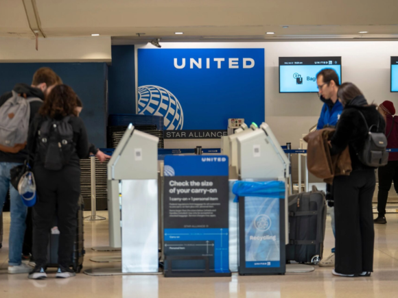 United Airlines Plans to Reduce Mileage Accumulation for Many While Enhancing Benefits for Credit Card Holders