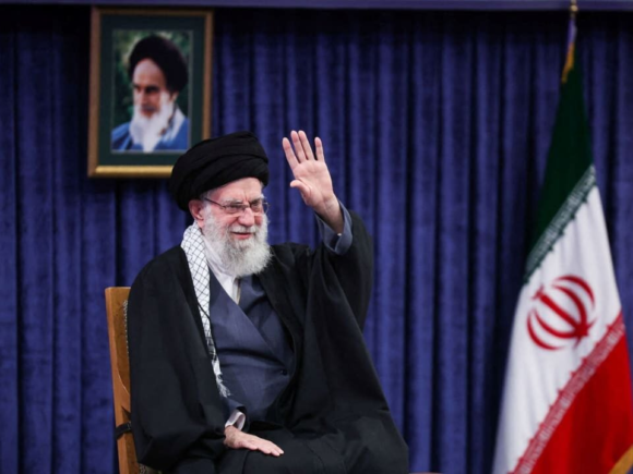 Tehran is willing to make nuclear concessions as long as the US cooperates, according to Iran’s official claims