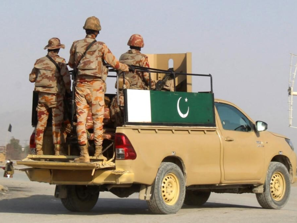 Pakistan Initiates Airstrikes on Kabul and Kandahar Amid Rising Tensions with Afghanistan Advance