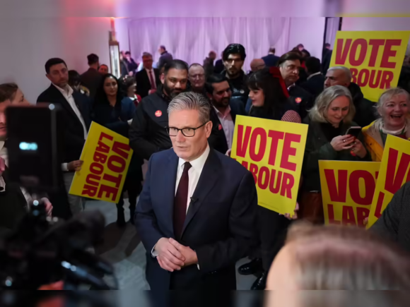 Starmer in the UK encounters a new challenge in a closely contested local election