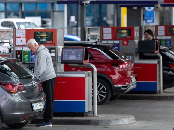 Slovenia is the first nation in the EU to implement fuel rationing