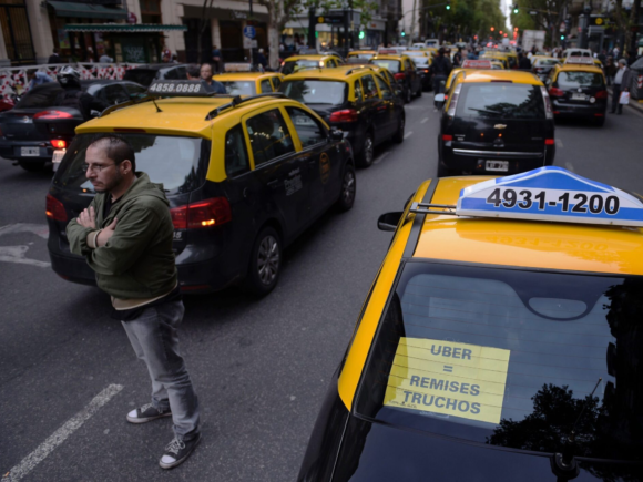 Uber plans to invest $500 million in Argentina over the next three years, according to the economy minister