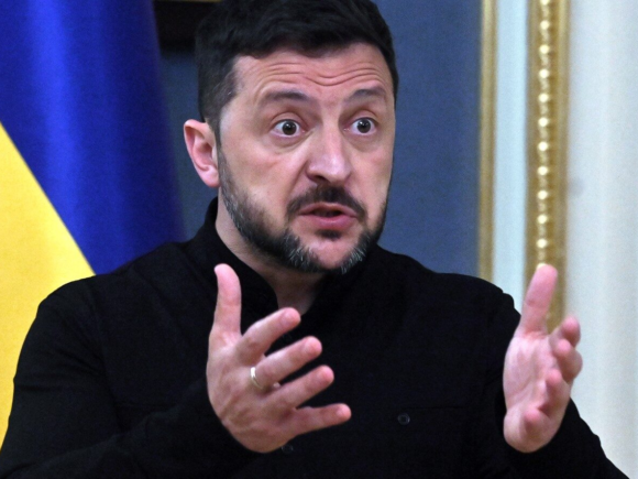 Zelensky Calls for Trump and Starmer to Convene as Tensions with Iran Escalate Dispute