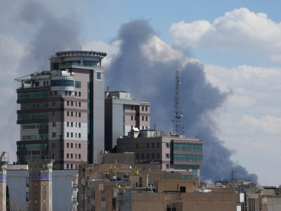 Israel Launches Strikes on Hezbollah Positions in Lebanon Following Militia’s Retaliatory Assaults