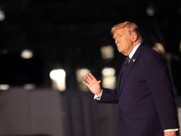 Trump was informed about the possibility of Iranian strikes on Gulf allies, according to sources