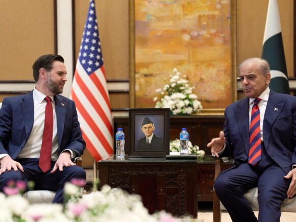 Trump Indicates Iran Negotiations May Restart Soon as Vance Advocates for a ‘Grand Bargain’ Agreement