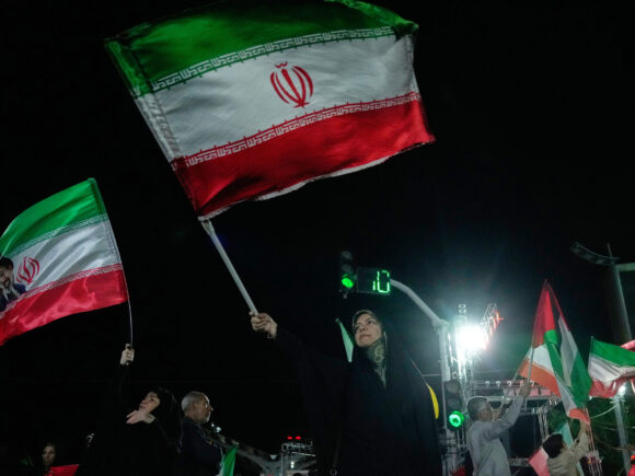 Iran Proposes Reopening the Strait of Hormuz If the US Concludes Hostilities