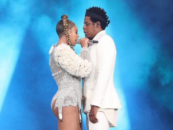 Beyoncé mysteriously shows up to support Jay-Z in Philadelphia, but she still becomes the topic of conversation