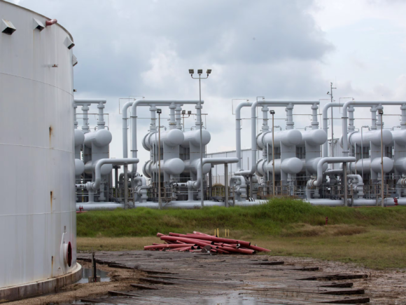 Trump Administration has approved a loan of 53.3 million barrels from the US Strategic Oil Reserve