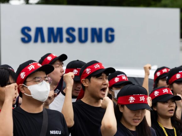 Samsung shares go up as South Korea takes steps to stop a possible strike that would stop chip production