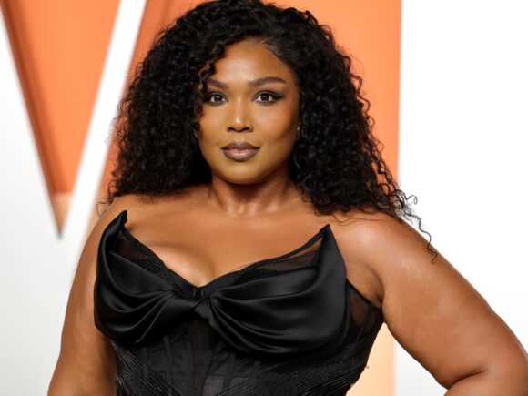 Lizzo is making it clear which friendships between celebrities are real and which ones are just for show