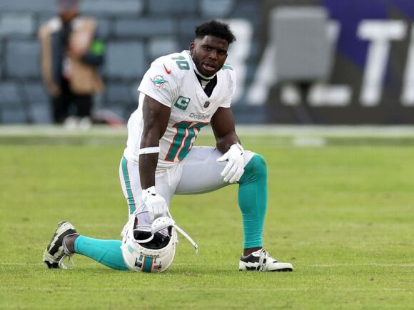 Tyreek Hill Settles During Trial After Influencer Claims He Broke Her Leg in Football Drills