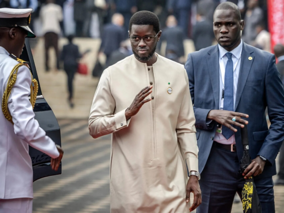 President Faye Sacks has dissolved Senegal’s government and dismissed Prime Minister Sonko.