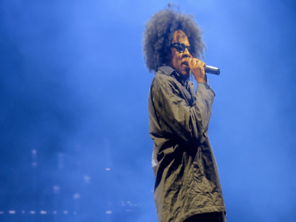 Jay-Z’s hair journey showcases a remarkable transformation—from the Money Cut to freeform locs, culminating in his stunning new afro