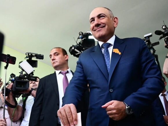 Pashinyan achieves a significant electoral triumph as Armenia strengthens its connections with the West