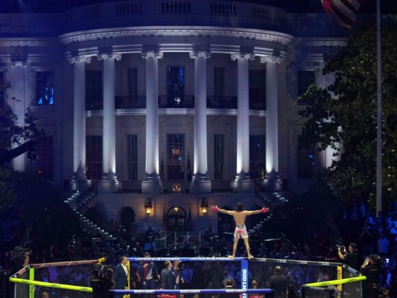 FBI stops a plan to attack the White House with a UFC and arrests five people in connection with a sniper and drone plot