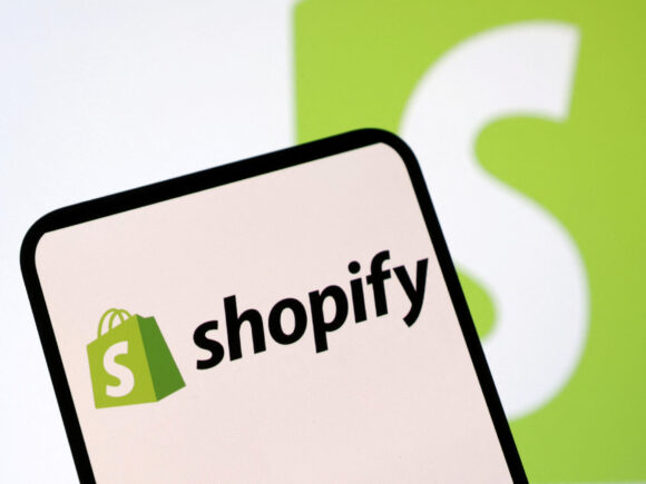 Shopify will prohibit the sale of vape products as US regulators ramp up their efforts to combat illegal e-cigarettes
