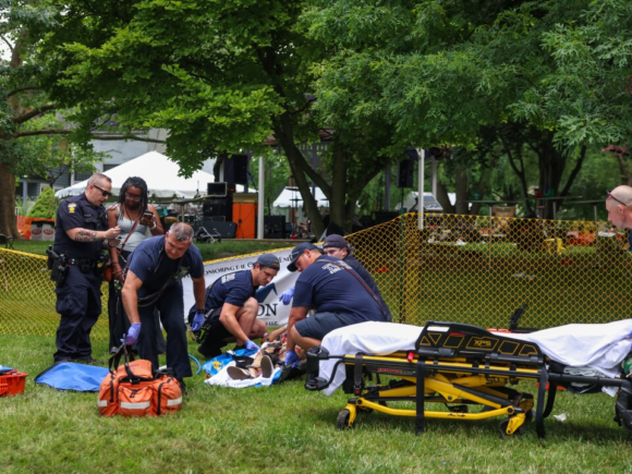 12 hurt in Ohio festival shooting as police look for suspects