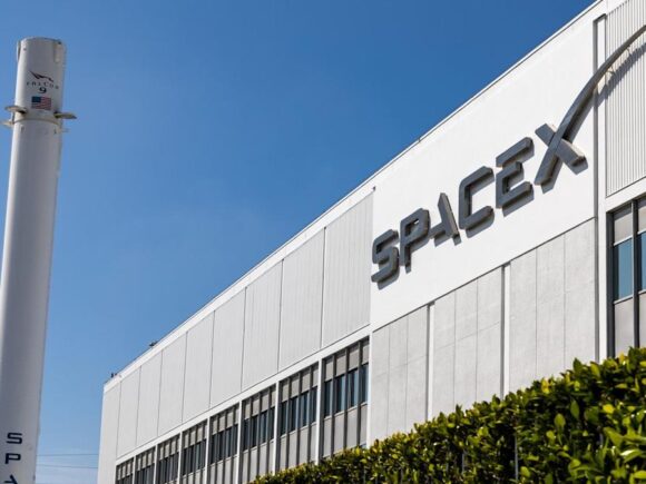 SpaceX Aims for Unprecedented $75 Billion IPO at $135 Per Share