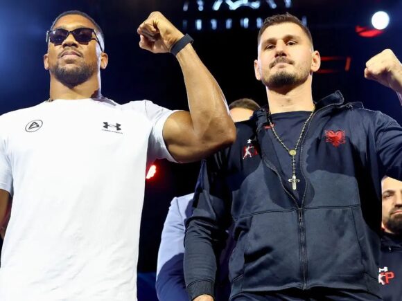 Barry Hearn anticipates that Anthony Joshua will emerge victorious in his match against Kristian Prenga