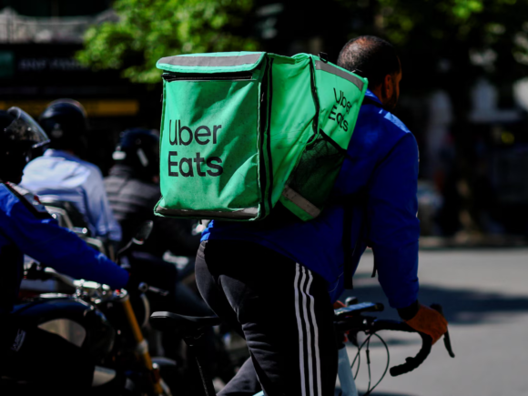 “Uber stops expanding its food delivery service in Europe as it pursues a deal with Delivery Hero,” writes FT
