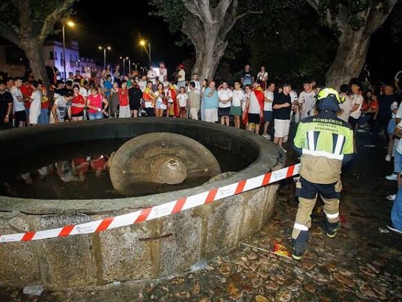 Teen Dies, Two Hurt as Fountain Falls During Spain’s World Cup Festivities