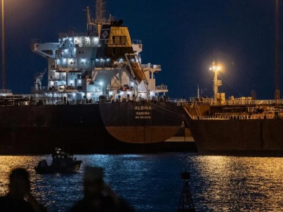 Trump warns Iran of significant military consequences following the Houthi assault on Saudi oil tankers