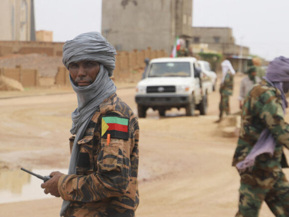 Mali has released 82 soldiers who were held captive by the Al-Qaeda-linked group JNIM and Tuareg rebels