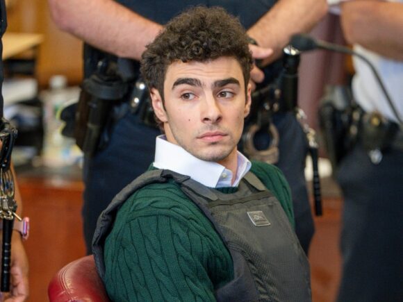 Luigi Mangione confesses to the murder of the UnitedHealthcare CEO and enters a guilty plea to federal charges