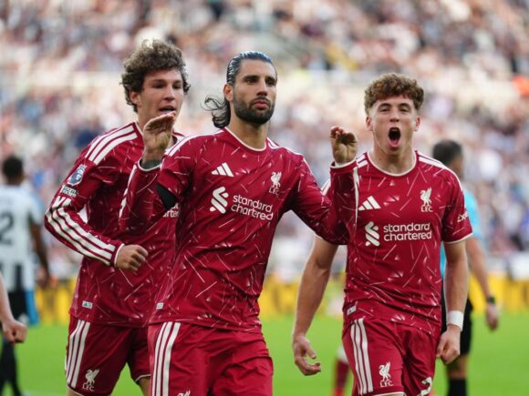 Szoboszlai’s stoppage-time penalty secures a point for Liverpool against Newcastle