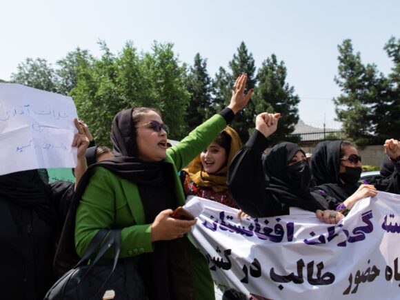 Human Rights Watch Urges the Release of Detained UN and NGO Personnel In Afghanistan